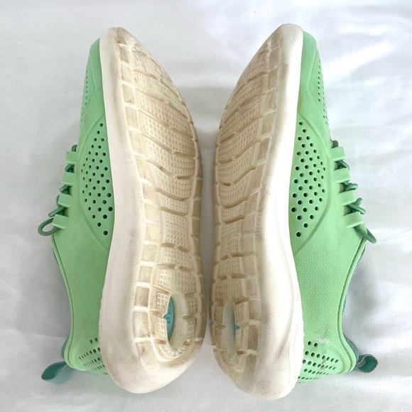 Crocs Literide Pacer K Girls US Size J2 Mint White - Picture 8 of 12